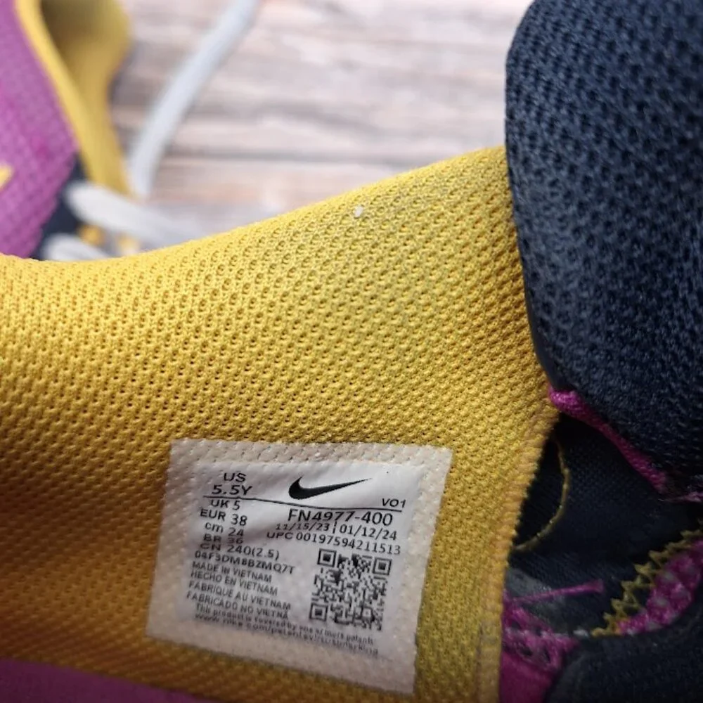Nike‎ Ja Morant Basketball Shoes Girl 5.5Y